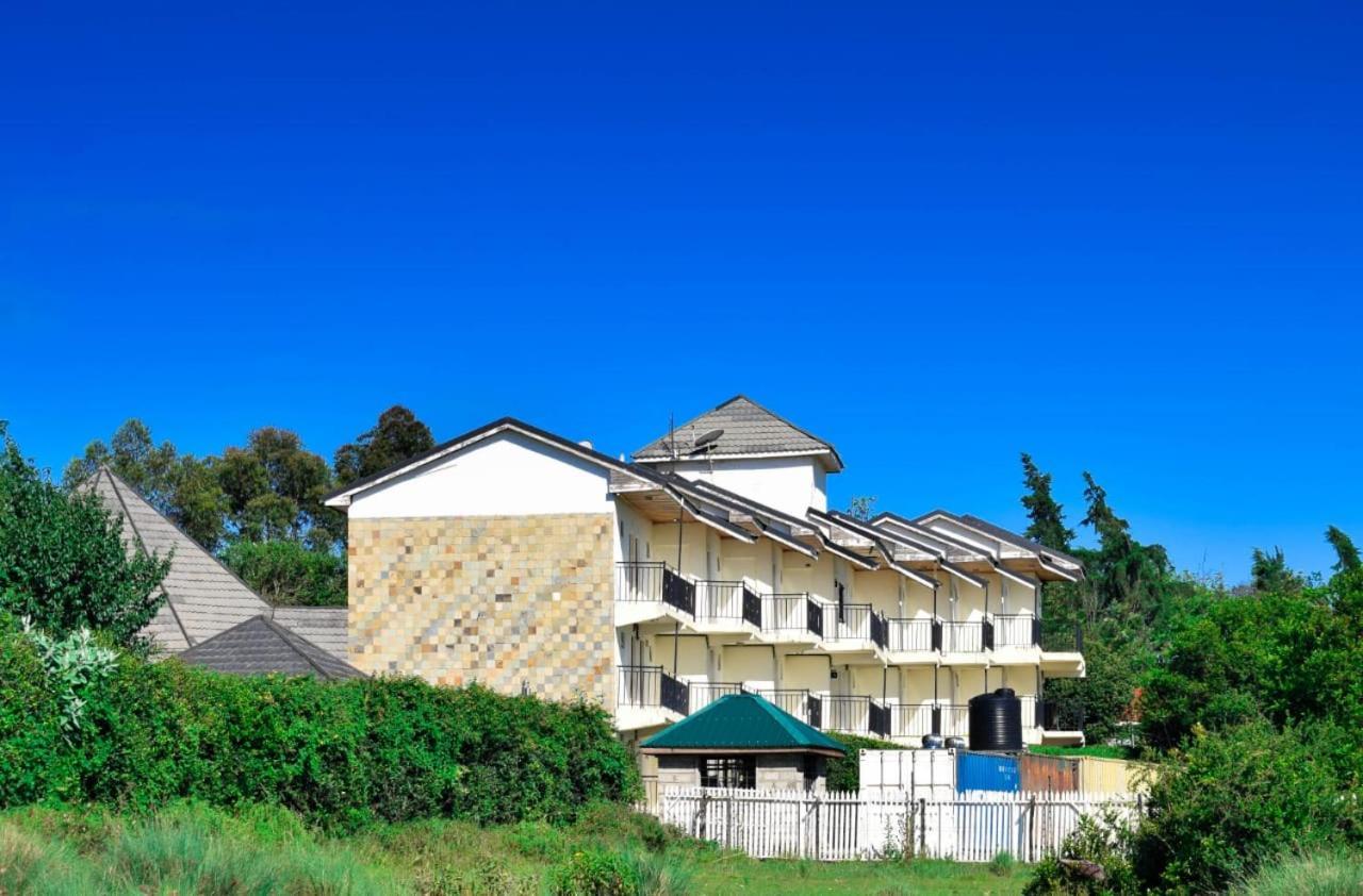Golden Gates Hotel Thuthuriki Exterior foto